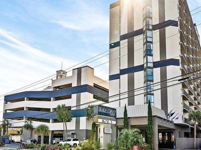 5308 Ocean Blvd. N #2006