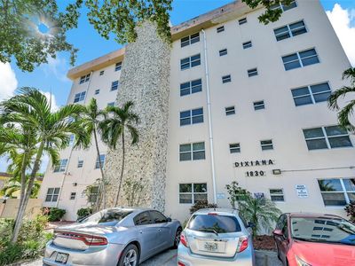 1830 Dixieanna St #506