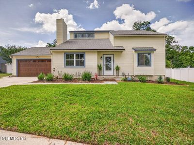 11557 BROAD LEAF Drive