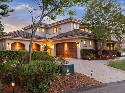 5259 Meadows Del Mar