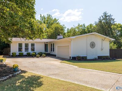 2200 Isabelle Cir NE