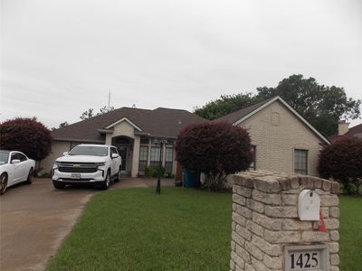1425 Nottingham Dr