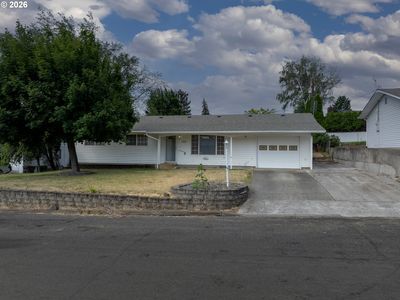 Property at 1018 Murray Dr W, The Dalles, OR