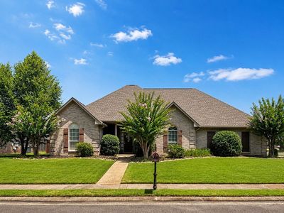Property at 505 Eastside Cv, Brandon, MS
