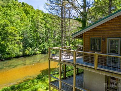 356 E New River Drive