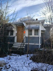 9 Gaudette Ave