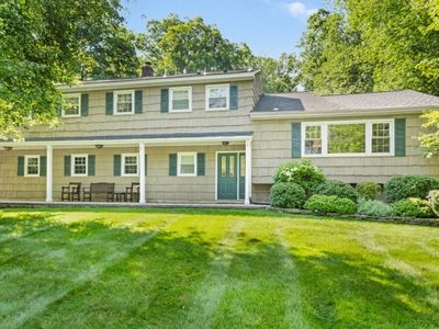 50 Meadowbrook Rd