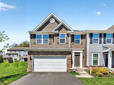 16 Shadetree Ln