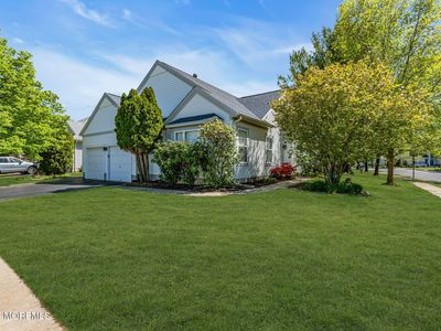 2 Bedford Court