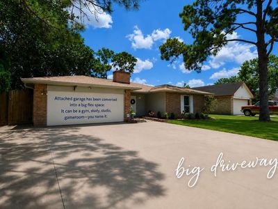 16823 Cobble Ridge Dr