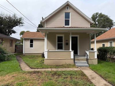 2507 Center St
