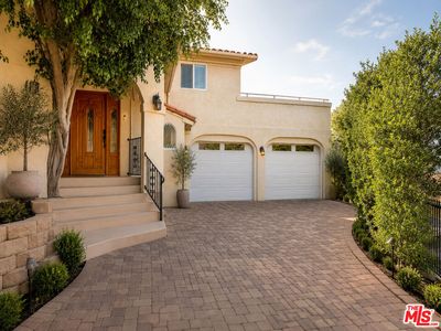 22780 Macfarlane Dr