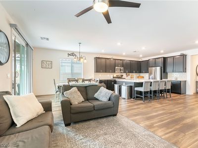 3808 Snow Fawn Ave