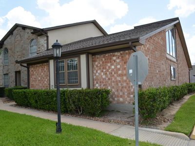 11526 S Kirkwood Rd