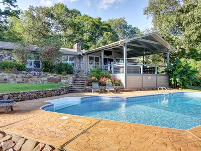 207 W Mountain View Cir