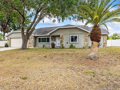 2204 Krista Ln