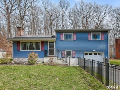 3 Mary Ann Drive