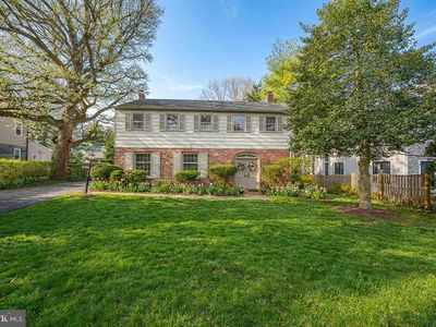 256 Hathaway Ln