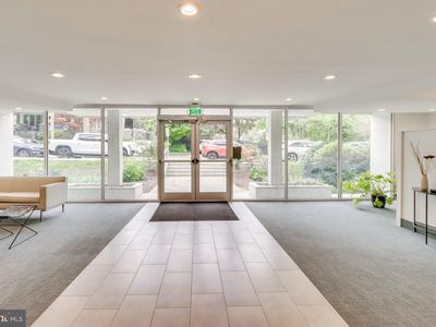 2710 Macomb St NW APT 303