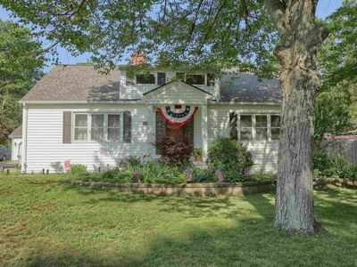 1945 Saint Clair Blvd