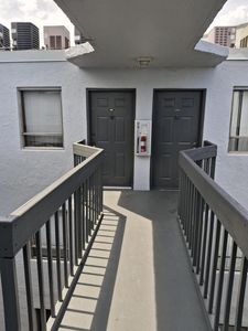 1850 N Congress Avenue #402