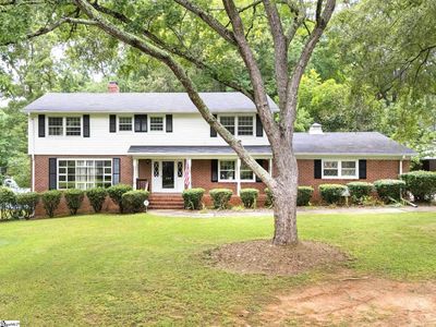 200 Sherwood Dr