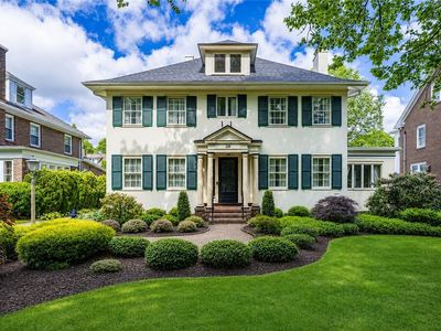 389 Yarmouth Rd