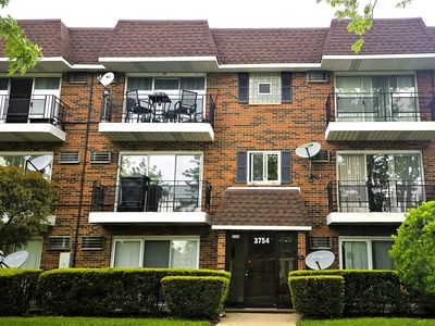 3754 W 120th St APT 2C