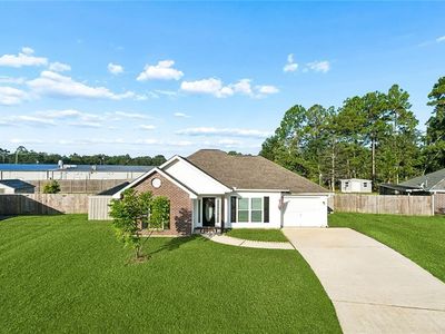 140 Lesley Ln