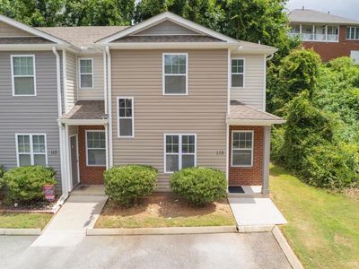 115 Huntress Dr