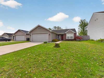 9516 Golden Oak Dr