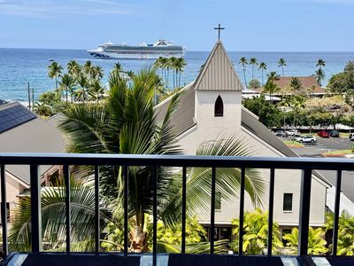 75-5766 Kuakini Hwy APT 704