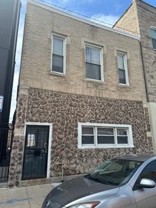 Property at 1811 W Grand Ave, Chicago, IL