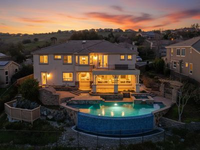 6036 Penela Way