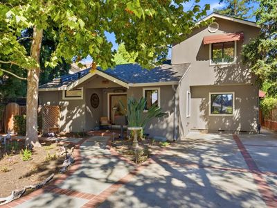 1760 Creek Dr