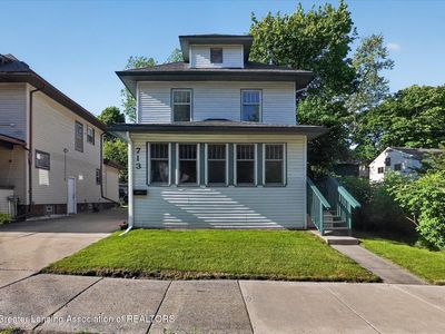 713 W Lapeer St