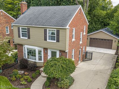 1516 Edgewood Dr