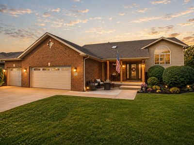 9022 Mallard Ln