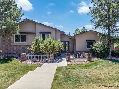 733 Rodeo Ave