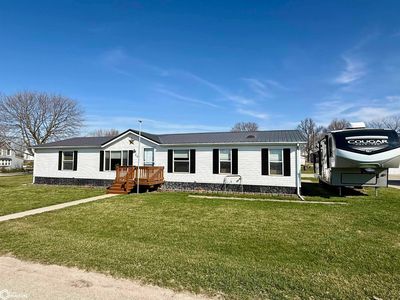 202 E Weissenburger St