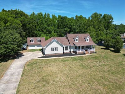 206 Mountain Crest Dr