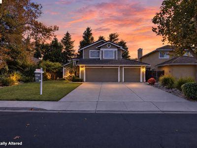 427 White Oak Ct