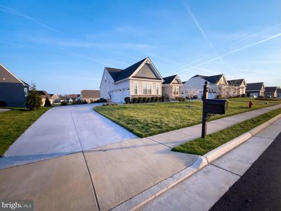 11708 Robin Woods Cir