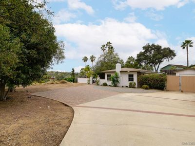 1005 Alta Vista Dr