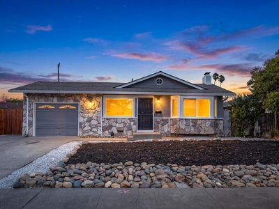 1542 Henry Street