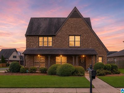 1976 Chalybe Way