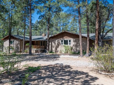 3557 Oakview Ln