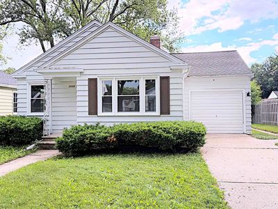 1133 Marquette Ave