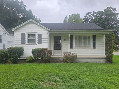 209 W Wilburn Ave
