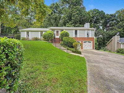 2847 Kathryn Cir SW